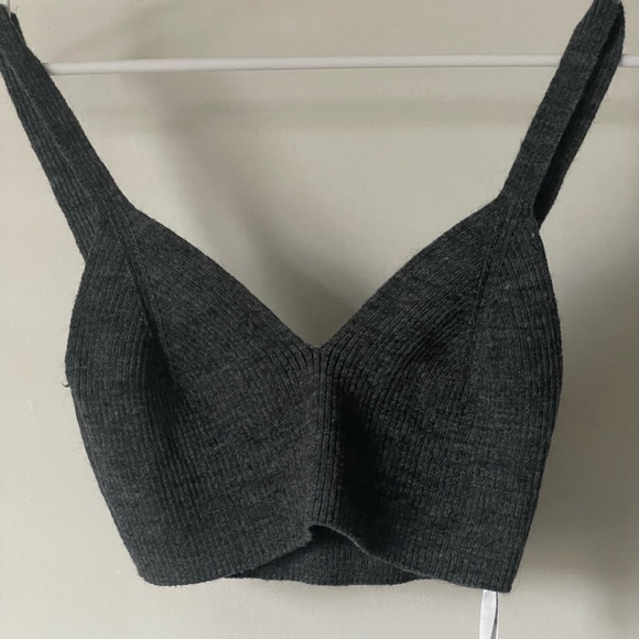 Zara Gray Bralette Crop top in a size Medium. Simple but cute. - Picture 4 of 5